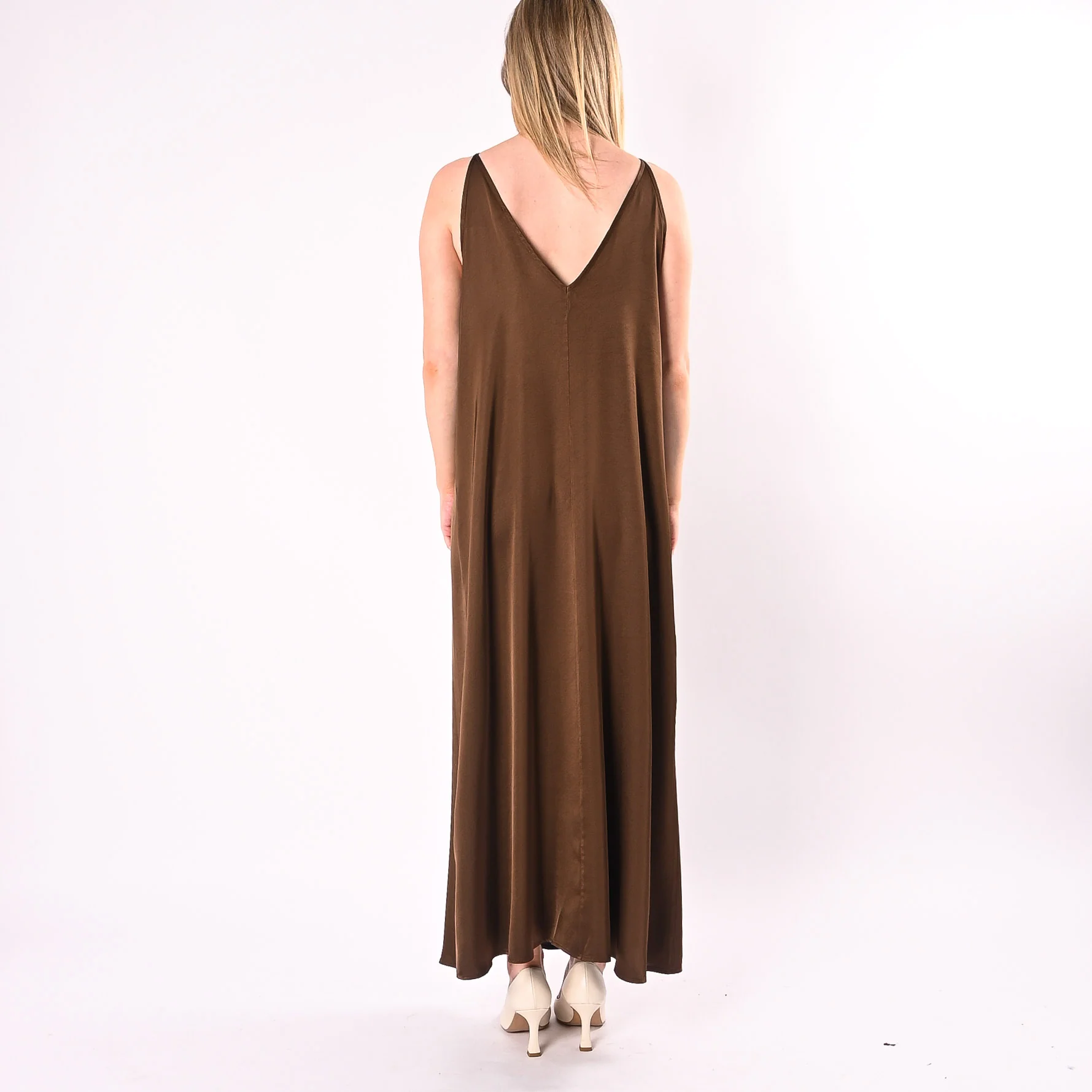 HAVEONE - ABITO IN SATIN SCOLLO V DIETRO ART.AWG-Q021/M - MORO - Image 4