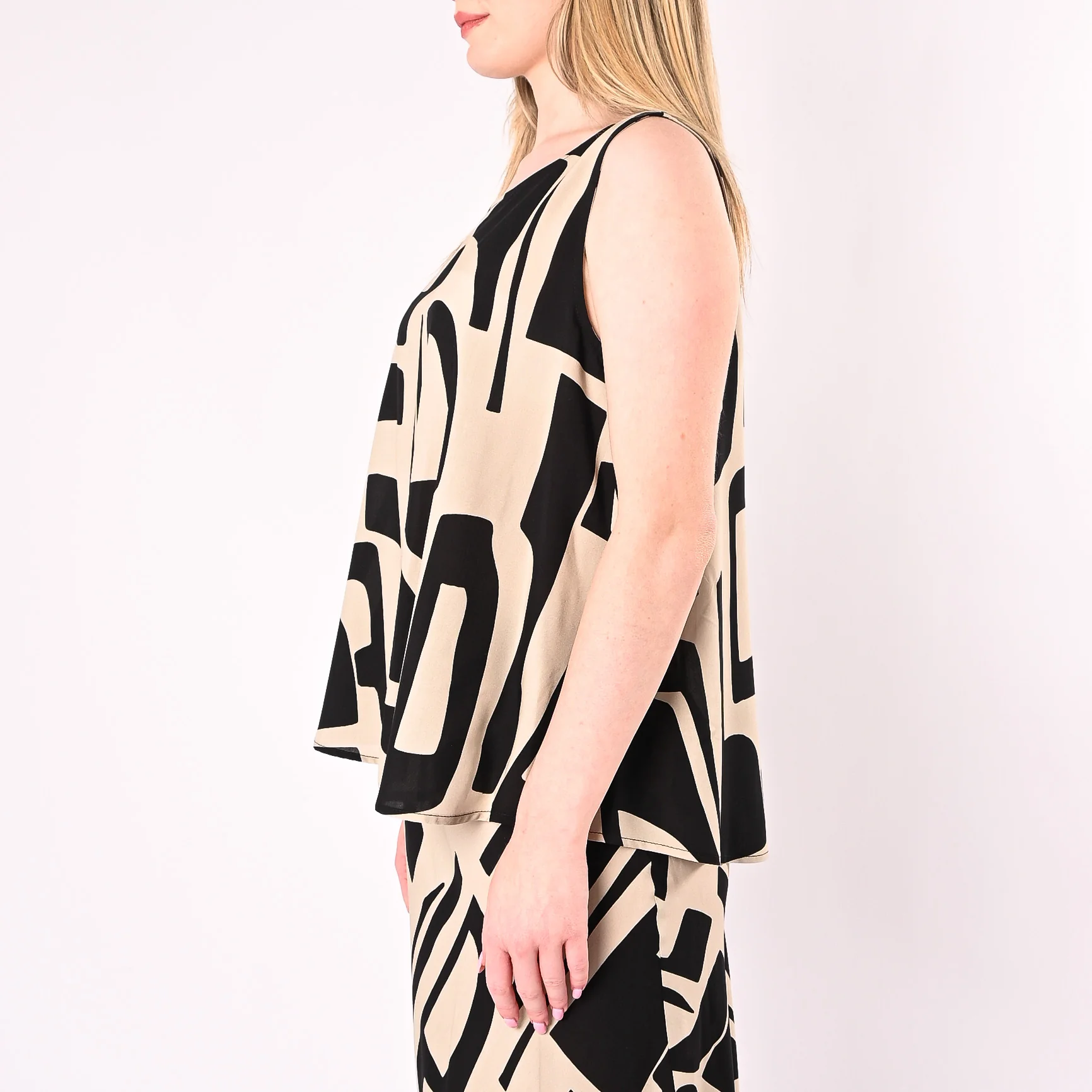HAVEONE - BLUSA SMANICATA FANTASIA GEOMETRICA ART.CIA-Q459/BN - BURRO/NERO - Image 4