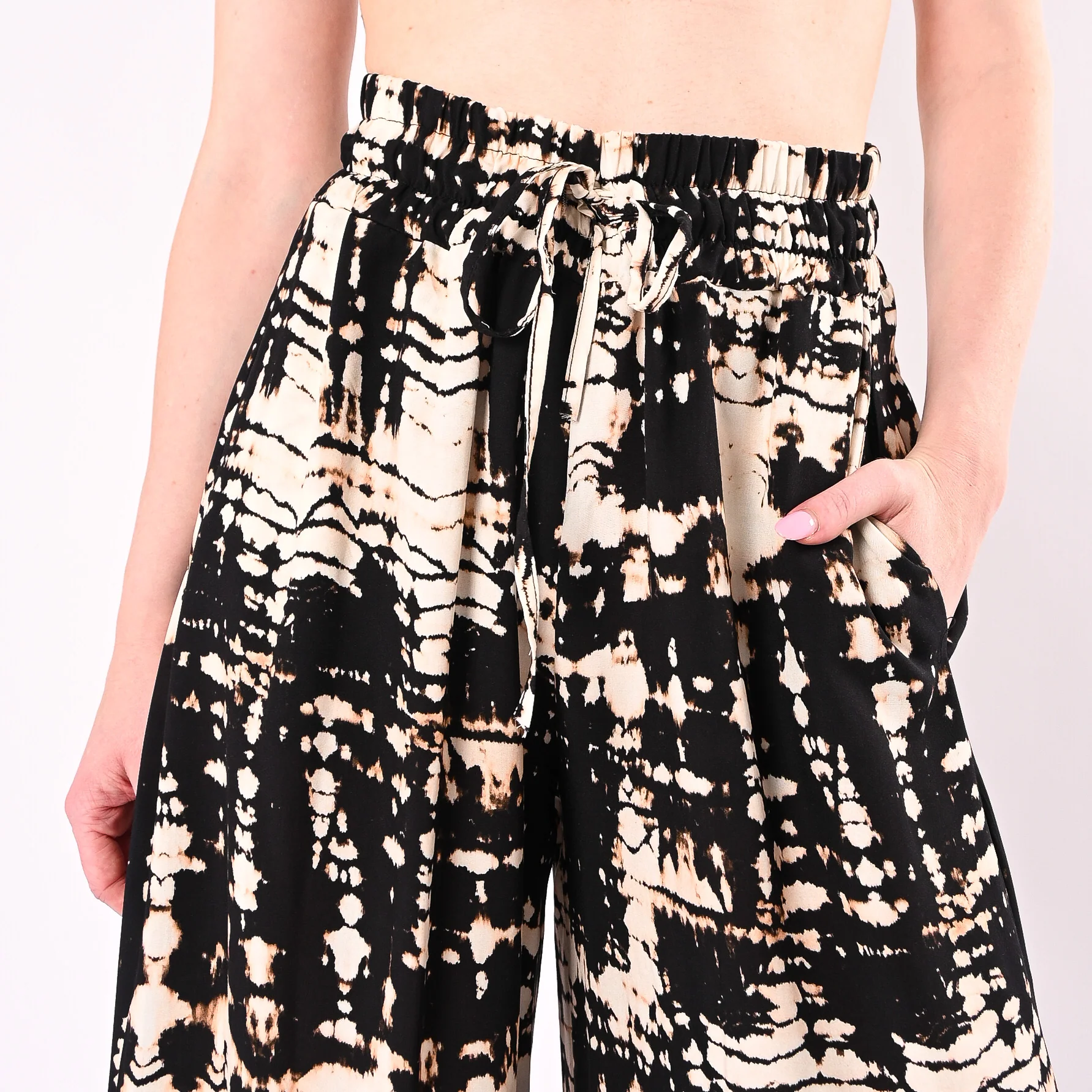 HAVEONE - PANTALONE PALAZZO FANTASIA BATIK ART.PMA-Q697/NB - NERO/BURRO - Image 5
