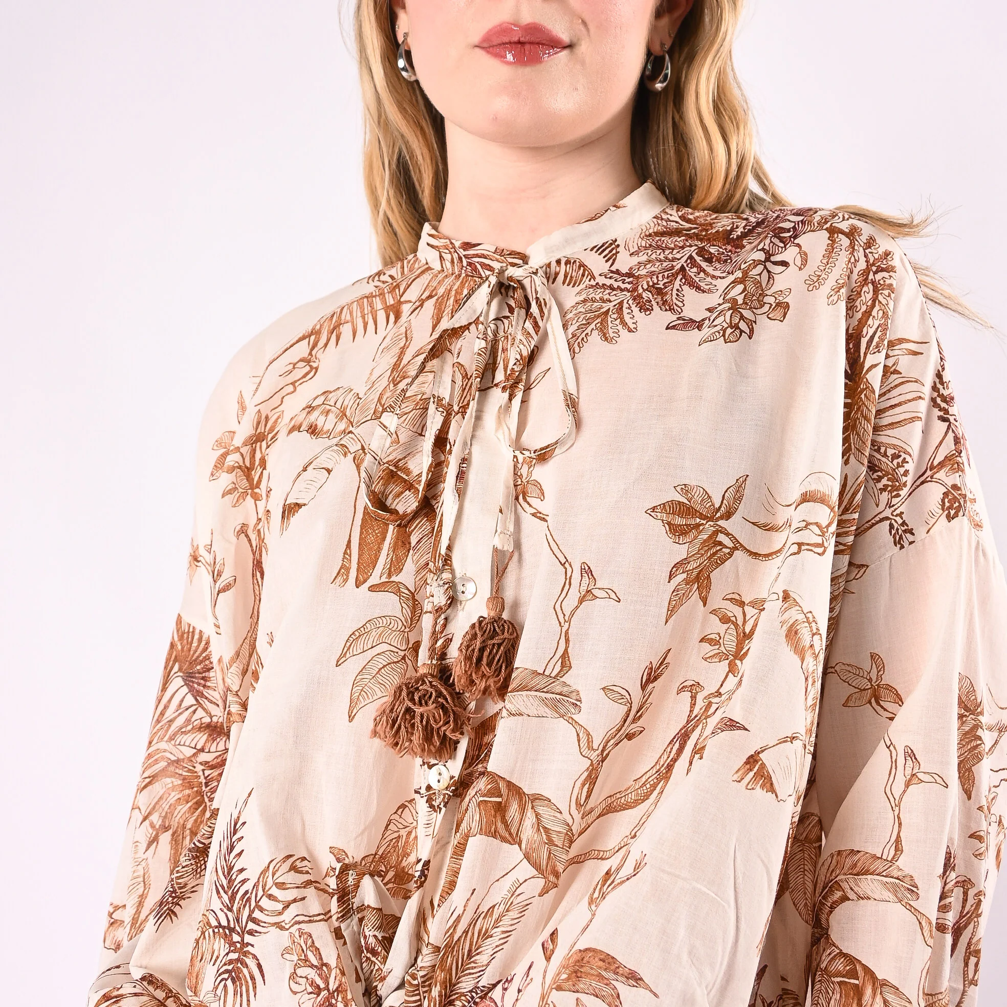 MOTEL - CAMICIA MUSSOLA FANTASIA TROPICAL ART. S26CG85/BC - BURRO/CARAMELLO - Image 6