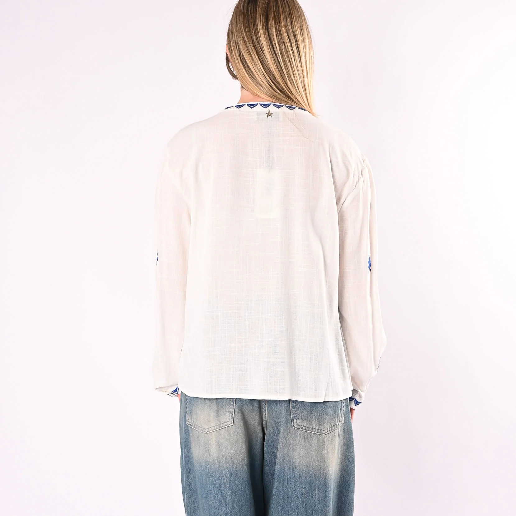 SOUVENIR - CAMICIA LINO CON RICAMI ETNICI ART.D39V1798/BR - BIANCO/ROYAL - Image 4